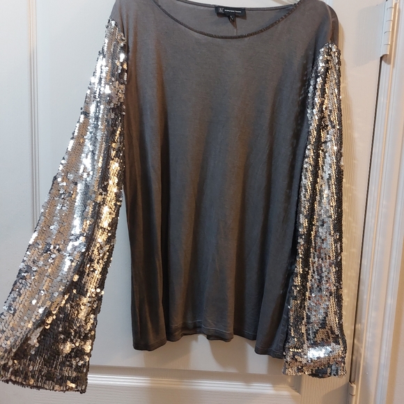 I.N.C International Concept Ladies Gray Silver Sequin Longsleeve Blouse Size XXL - Picture 2 of 11